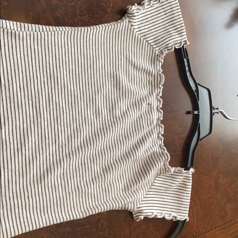 Black&White Striped Shirt - Picture 5 of 5
